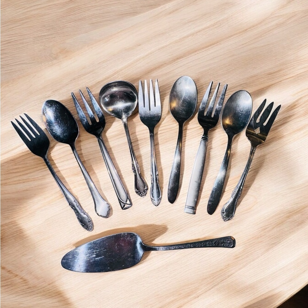 Vintage Serving Utensils Lot Of 10 Cake Pie Servers, Large Spoons & Fork